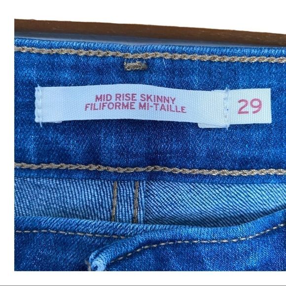 Levi’s mid rise embroidered skinny jeans 29 EUC - Picture 3 of 8